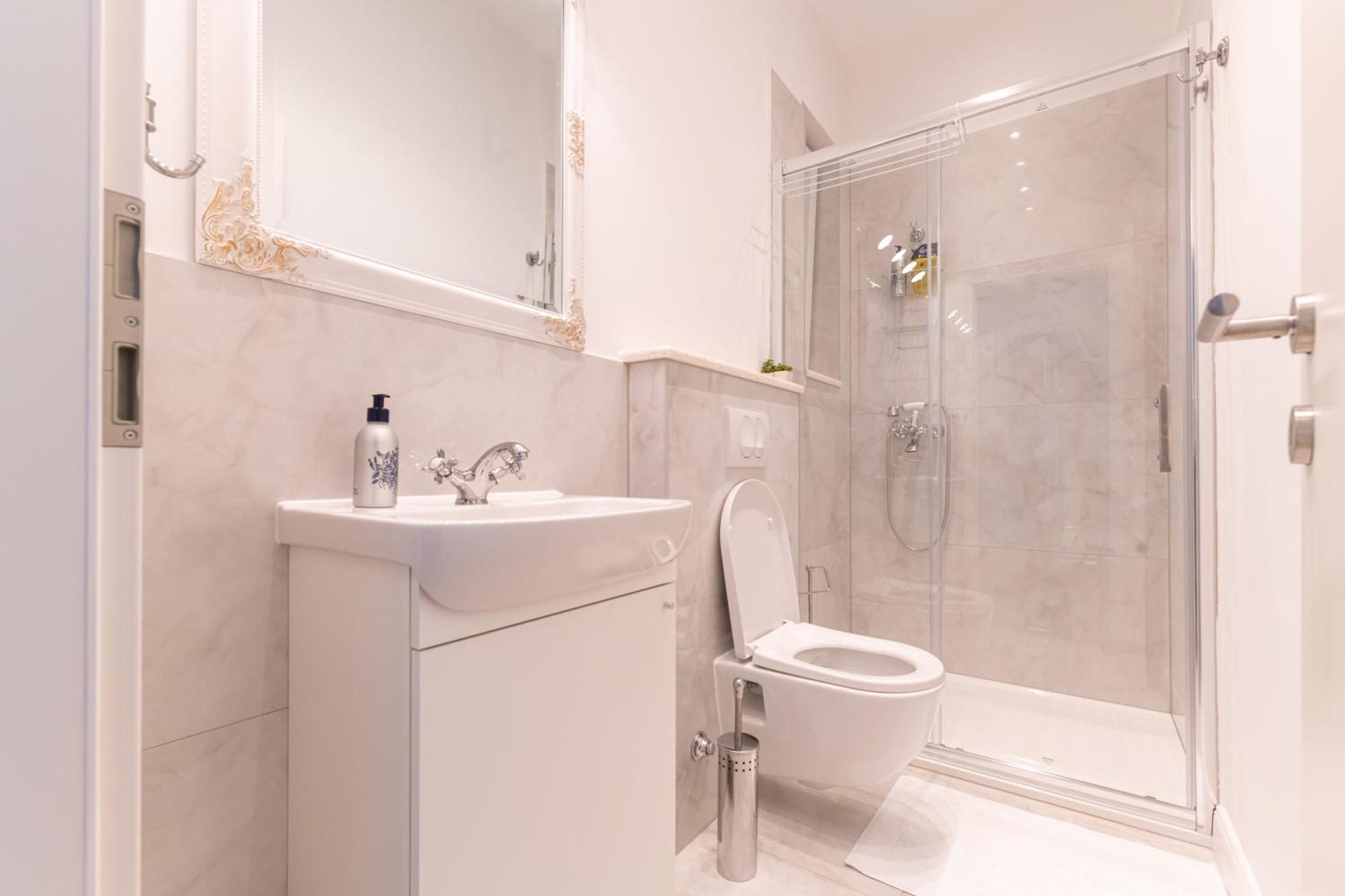 Finest Rooms Leonilda Split Bilik gambar